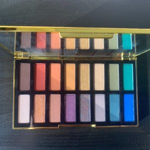 Kat von D 10 year anniversary eyeshadow palette LE